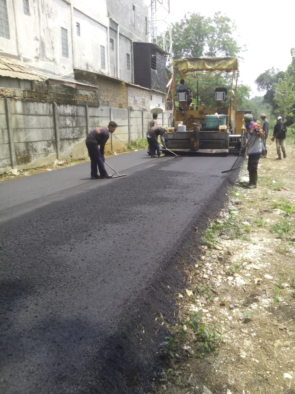 pengaspalan aspal hotmix murah bandung Pengaspalan jalan raya bandung