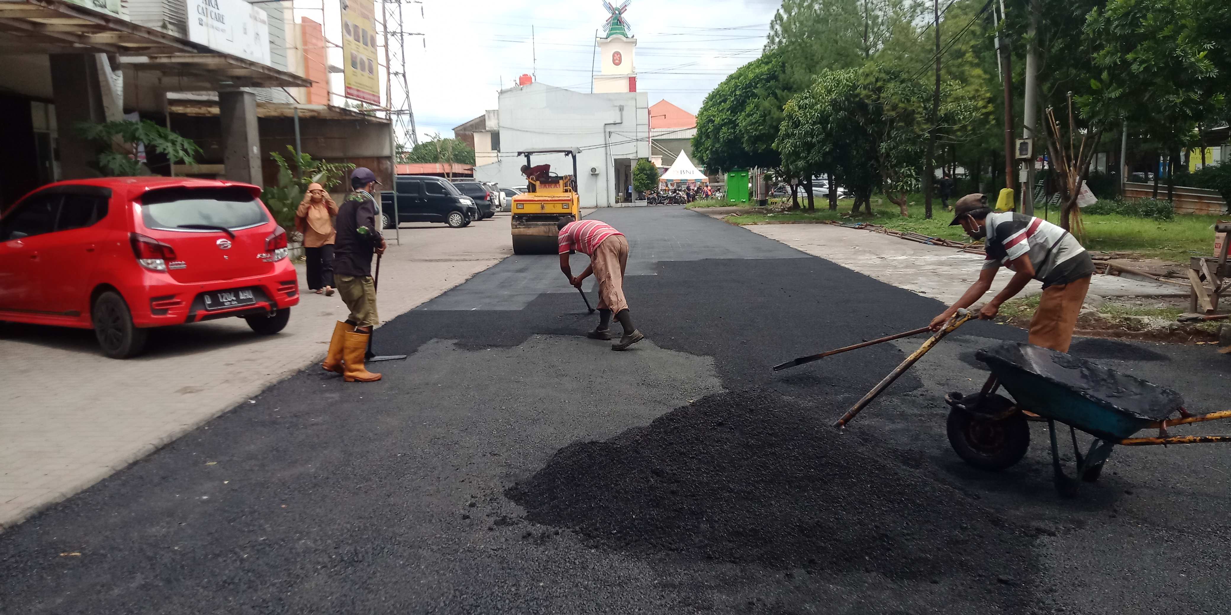 pengaspalan aspal hotmix murah bandung Pengaspalan murah jalan perumahan bandung